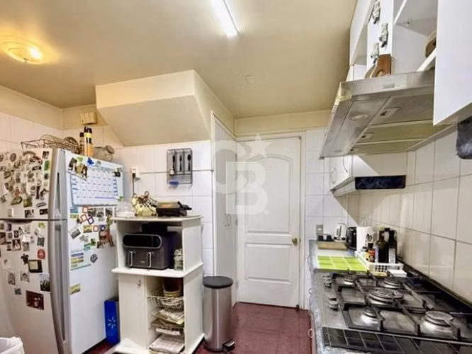Casa 3 pisos en San Carlos de Apoquindo - Las Condes - Imagen 8