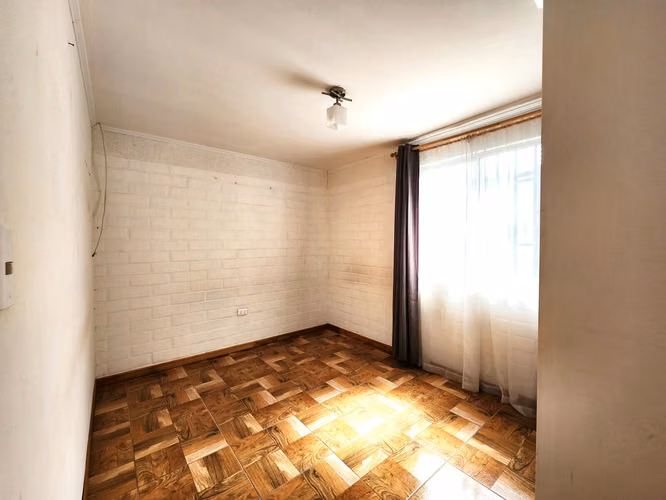 SE VENDE CASA 2D 1B 1E - SAN FRANCISCO DE MOSTAZAL