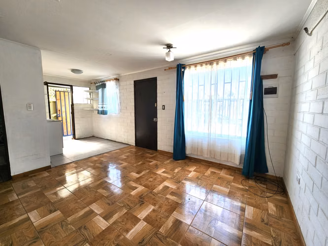 SE VENDE CASA 2D 1B 1E - SAN FRANCISCO DE MOSTAZAL