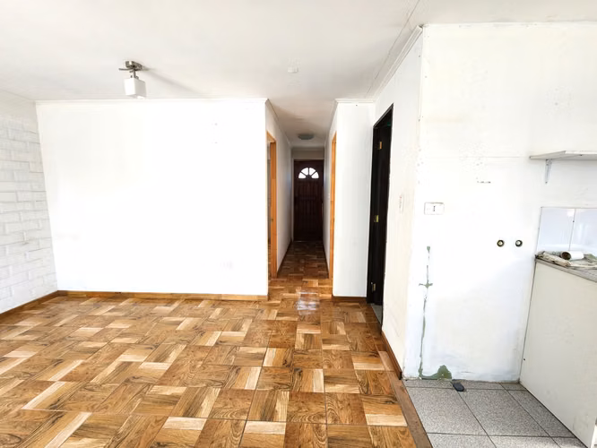 SE VENDE CASA 2D 1B 1E - SAN FRANCISCO DE MOSTAZAL