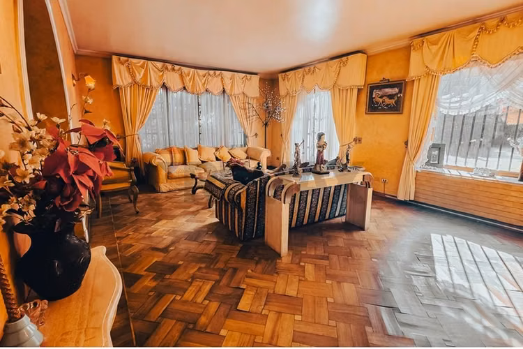 Elegante y exclusiva  casa en maipu - Imagen 4