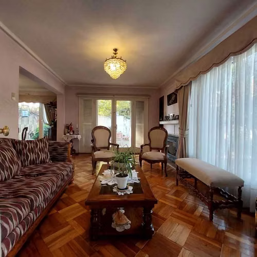Atractiva y sólida casa en barrio tranquilo (166731) - Imagen 2