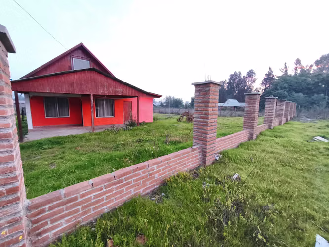 A orilla de camino principal -terreno 1069 M2 (166792)