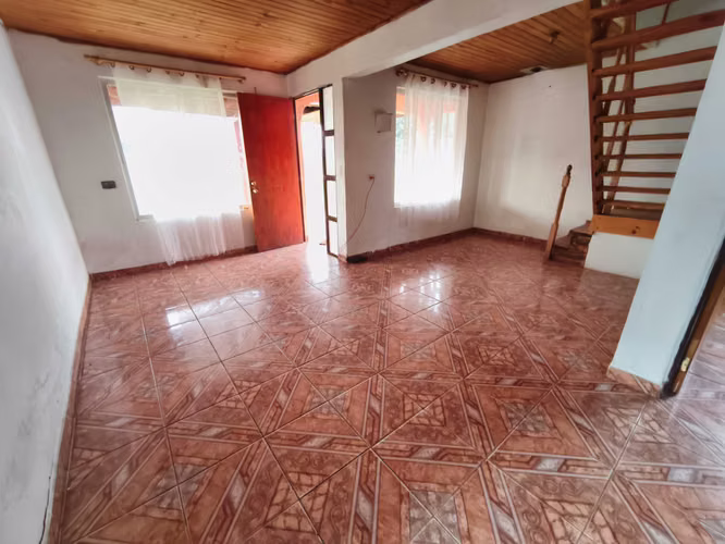 A orilla de camino principal -terreno 1069 M2 (166792)
