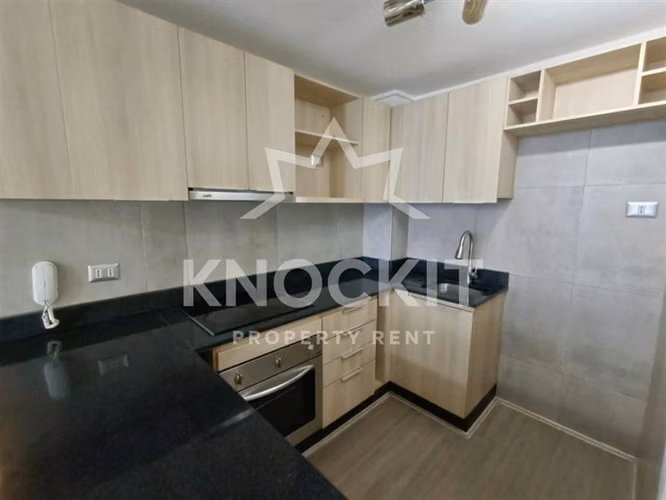 Arriendo Depto con Balcón 2D2B Estac Morandé 857 Santiago - Imagen 3