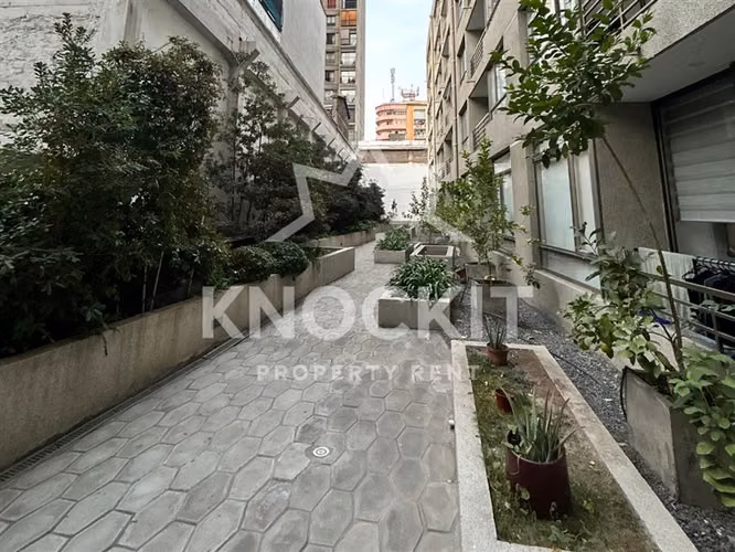 Arriendo Depto con Balcón 2D2B Estac Morandé 857 Santiago - Imagen 14