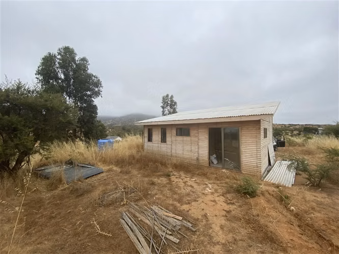 Linda Parcela en venta con Casa en Melipilla