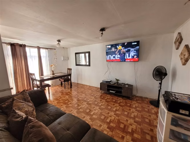 Casa Ampliada (2do piso) en venta de 5 dorm. en San Bernardo