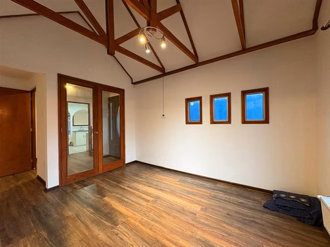 ELEGANTE PROPIEDAD 5D 5B,QUINCHO C.CENTRAL B.RESIDENCIAL