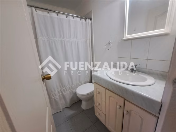 Casa en venta de 5 dorm. en Talca