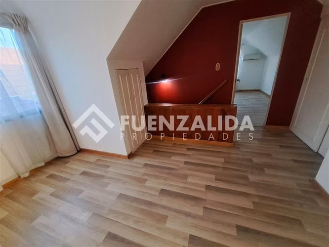 Casa en venta de 5 dorm. en Talca