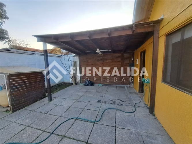 Casa en venta de 5 dorm. en Talca