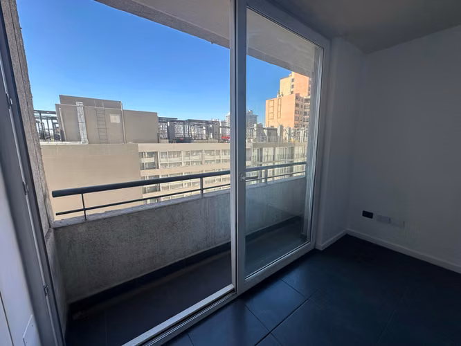HOME STUDIO + ESTACIONANIENTO EN SANTIAGO CENTRO