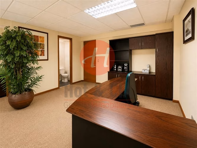 Oficina en Arriendo Edificio Prat Temuco 46 m, Estac.