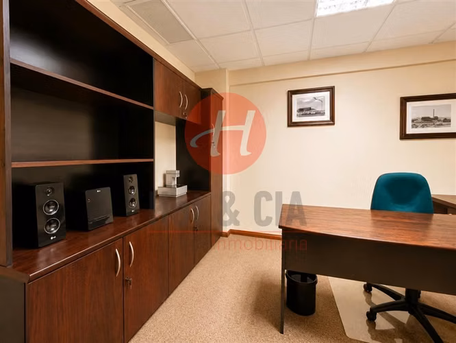 Oficina en Arriendo Edificio Prat Temuco 46 m, Estac.