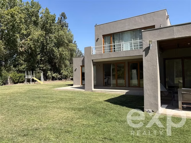 Casa en venta de 5D 5B parcela chicureo - Imagen 5