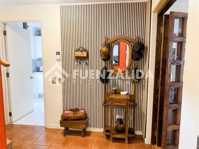 Casa en venta de 5 dorm. en Peñalolén - Imagen 3