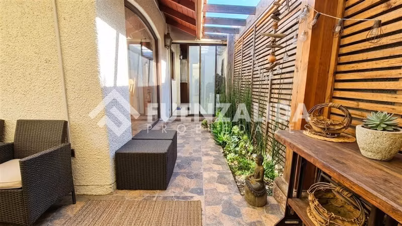 Casa en venta de 5 dorm. en Peñalolén - Imagen 12