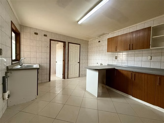 PROPIEDAD FULL COMODIDAD EN ARRIENDO - 3D 3B