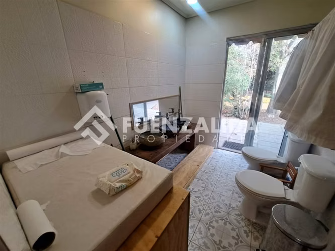 Sitio en venta en La Reina