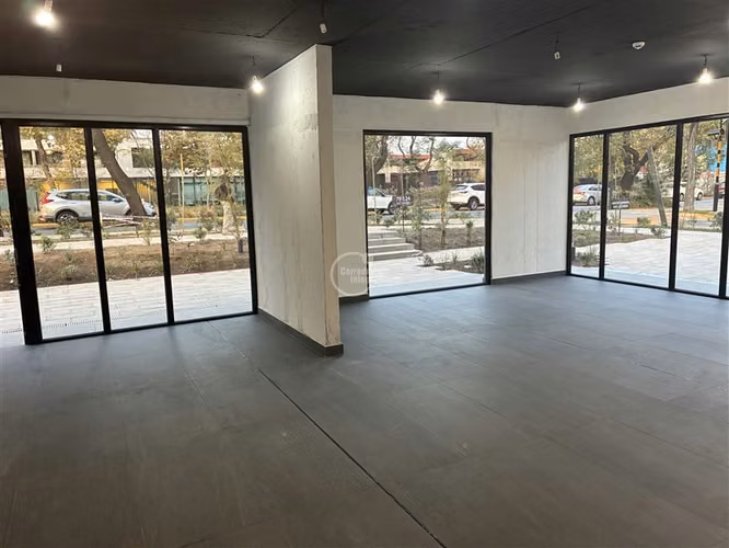 Local Comercial en arriendo en Providencia - Imagen 9