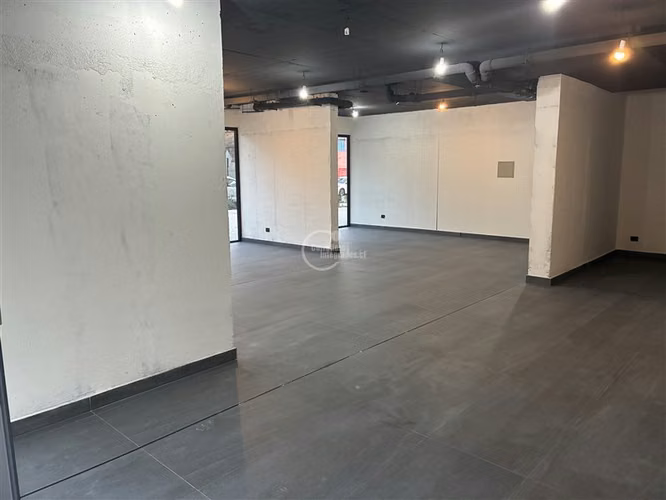 Local Comercial en arriendo en Providencia - Imagen 6