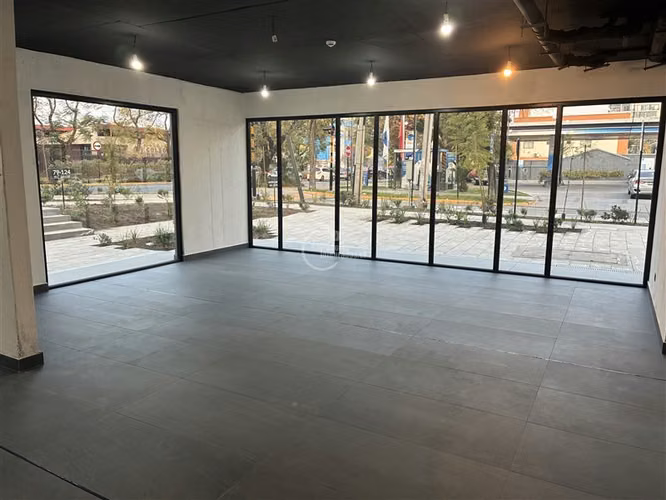 Local Comercial en arriendo en Providencia - Imagen 8