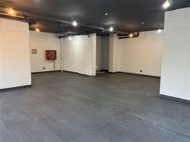 Local Comercial en arriendo en Providencia - Imagen 7