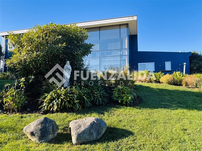 2 Casas en venta de 4 dorm. en Puerto Varas