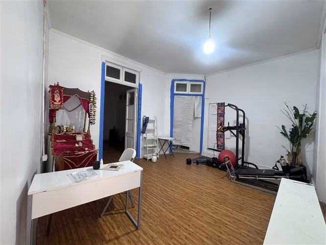 Bella casona en venta de 12 dorm barrio universitario