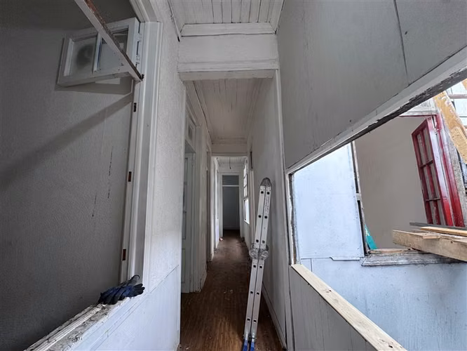 Bella casona en venta de 12 dorm barrio universitario