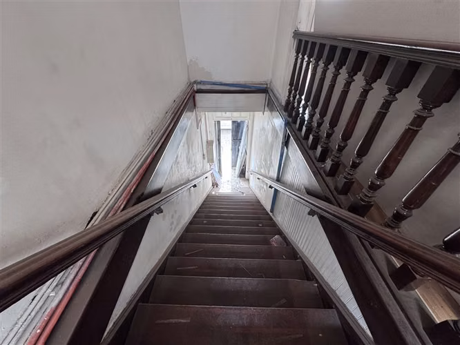 Bella casona en venta de 12 dorm barrio universitario