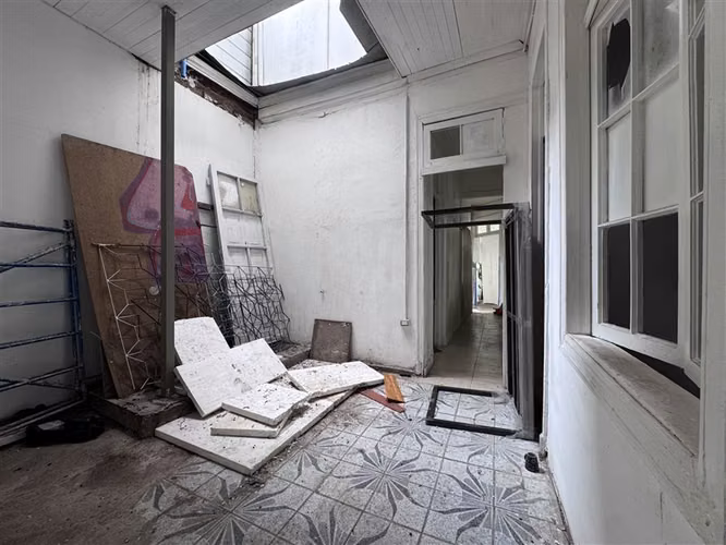 Bella casona en venta de 12 dorm barrio universitario