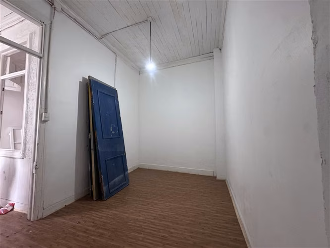 Bella casona en venta de 12 dorm barrio universitario