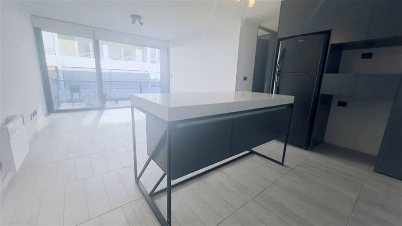 Amplio Departamento en venta en Plaza Ñuñoa