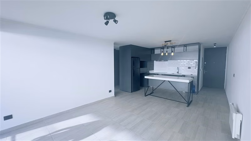 Amplio Departamento en venta en Plaza Ñuñoa
