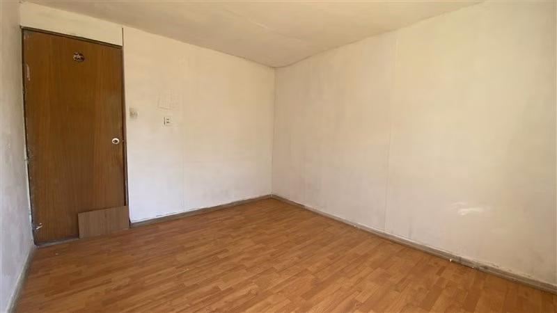 Casa en venta de 3 dorm. en María Pinto