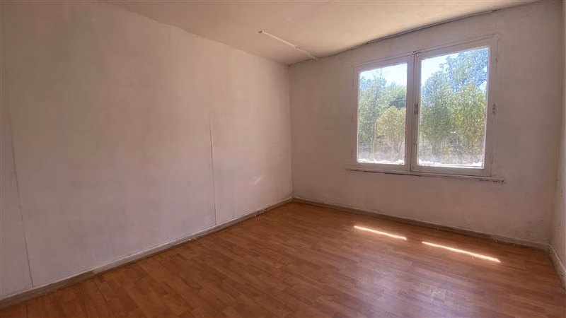 Casa en venta de 3 dorm. en María Pinto
