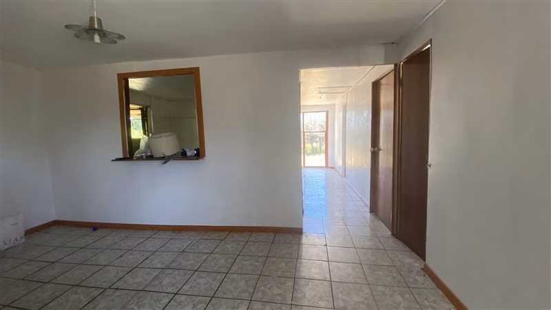 Casa en venta de 3 dorm. en María Pinto