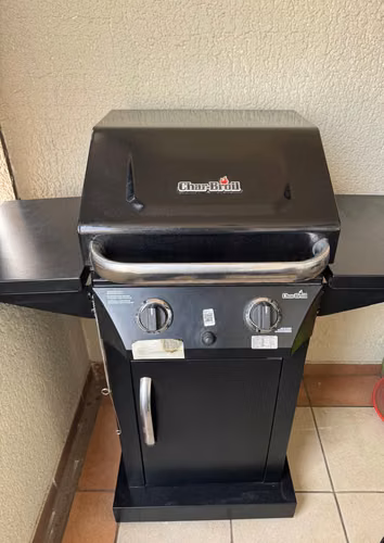 Parrilla a gas + 2 cilindros de gas