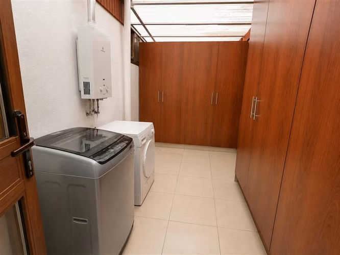Casa en condominio no perimetral, colegios y universidades!!