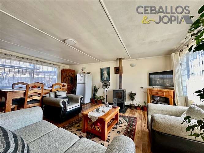 Casa en venta de 2 dorm. en Limache