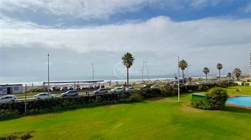 Departamento en venta de 4 dorm. en La Serena