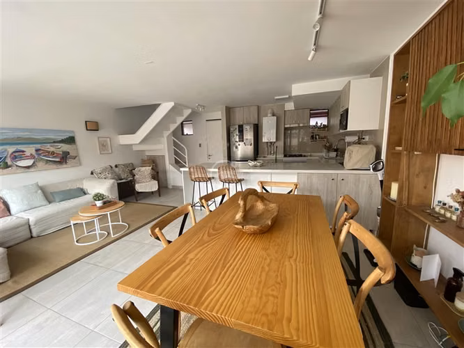 Departamento duplex en venta de 3 dorm. en Las Condes