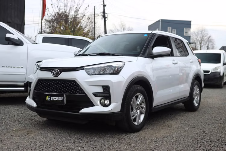 TOYOTA RAIZE 2023 FULL AC MT 5TA 1.2L ECONOMICO