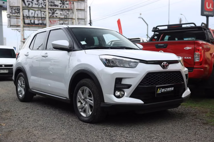 TOYOTA RAIZE 2023 FULL AC MT 5TA 1.2L ECONOMICO
