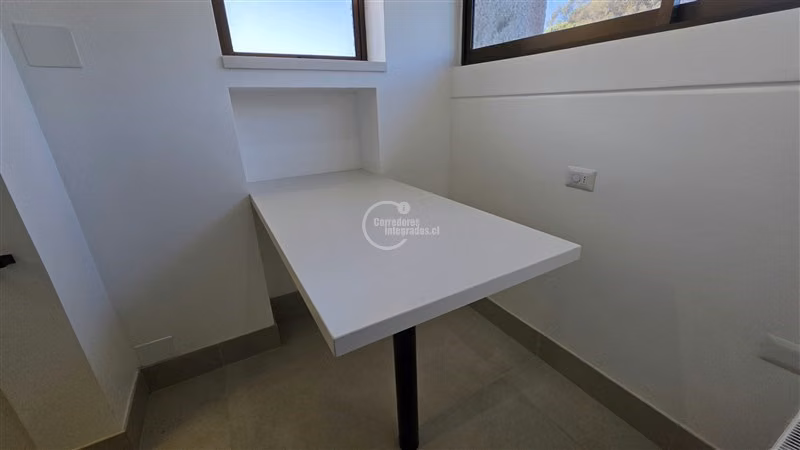 Venta 3 / 4 dorm. remodelado Las Brisas, 2 estac. y bod FM