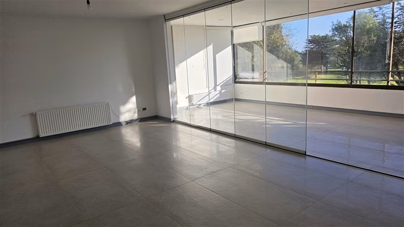 Venta 3 / 4 dorm. remodelado Las Brisas, 2 estac. y bod FM