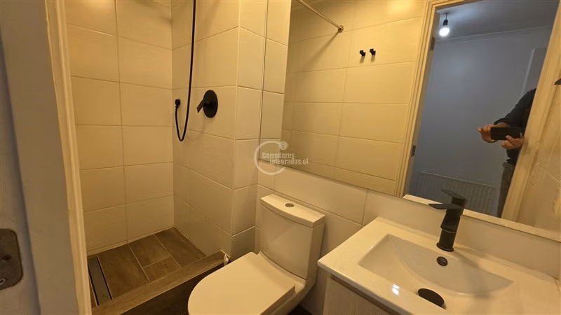 Venta 3 / 4 dorm. remodelado Las Brisas, 2 estac. y bod FM