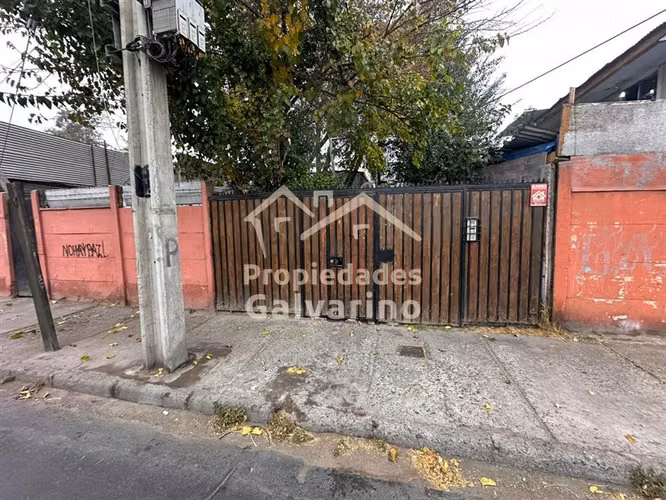 Casa en venta de 3 dorm. en Santiago